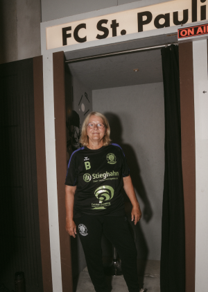 Sabine "Bine" Manthey